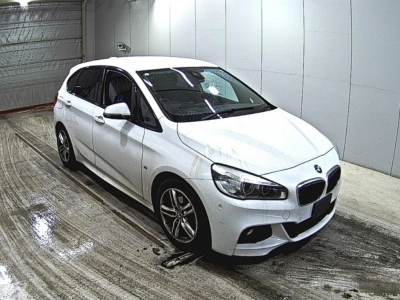 BMW 2 SERIES