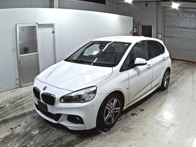BMW 2 SERIES
