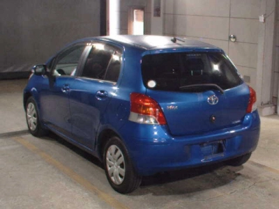 TOYOTA VITZ