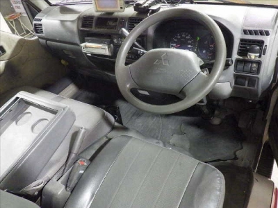 MITSUBISHI DELICA CARGO