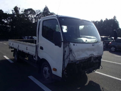 TOYOTA DYNA