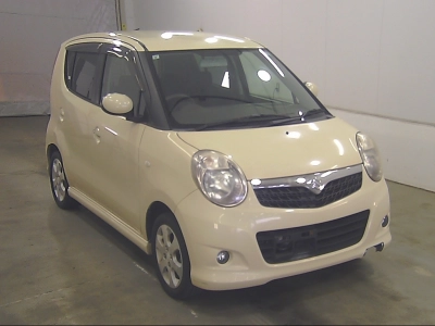 SUZUKI MRWAGON