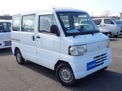 MITSUBISHI MINICAB