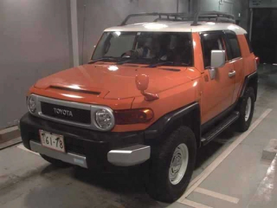 TOYOTA FJ CRUISER