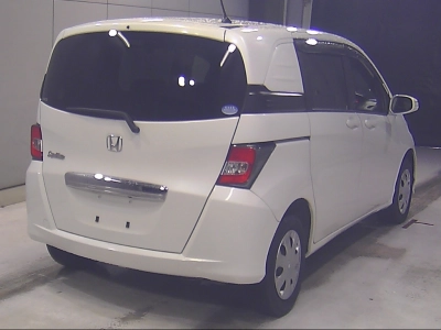 HONDA FREED SPIKE