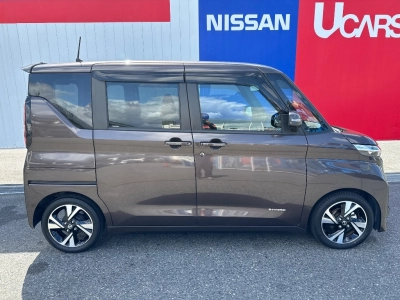 NISSAN ROOX