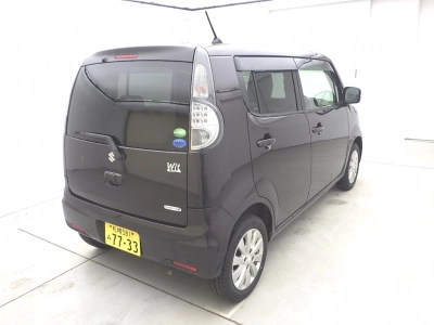 SUZUKI MRWAGON