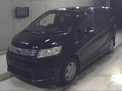 HONDA FREED SPIKE
