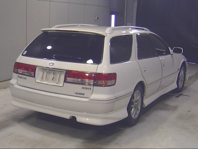 TOYOTA MARK II QUALIS