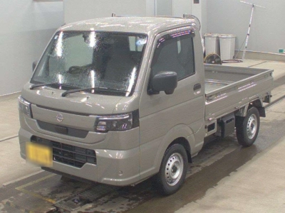 NISSAN CLIPPER TRUCK