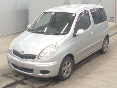 TOYOTA FUN CARGO