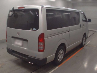 TOYOTA REGIUS VAN