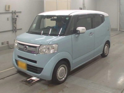HONDA N-BOX SLASH