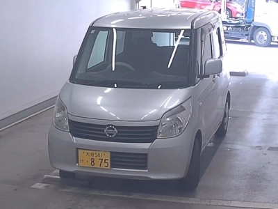 NISSAN ROOX