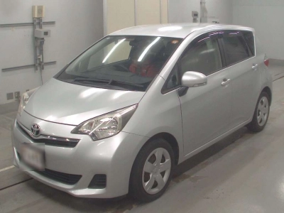 TOYOTA RACTIS