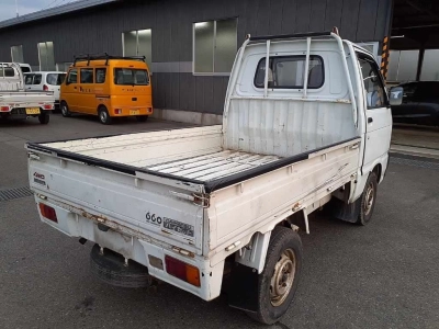 DAIHATSU HIJET TRUCK