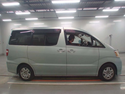 TOYOTA ALPHARD V