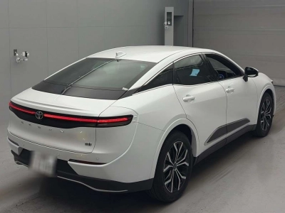 TOYOTA CROWN CROSSOVER