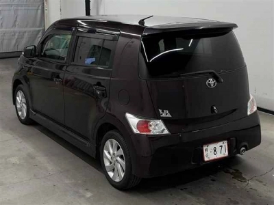 TOYOTA BB