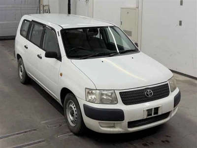 TOYOTA SUCCEED VAN