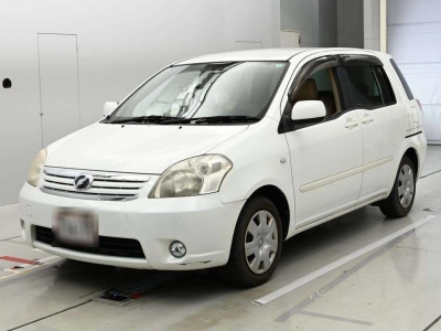 TOYOTA RAUM