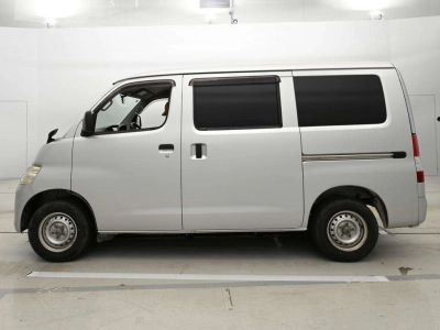 TOYOTA TOWN ACE VAN