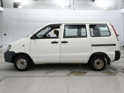 TOYOTA TOWN ACE VAN