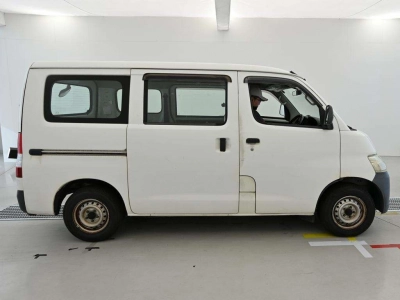 TOYOTA TOWN ACE VAN