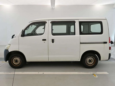 TOYOTA TOWN ACE VAN