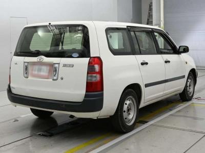 TOYOTA SUCCEED VAN