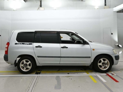 TOYOTA SUCCEED VAN