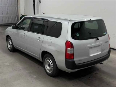 TOYOTA SUCCEED VAN