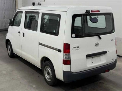TOYOTA TOWN ACE VAN