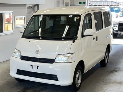 TOYOTA TOWN ACE VAN