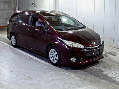 TOYOTA WISH