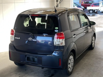 TOYOTA SPADE