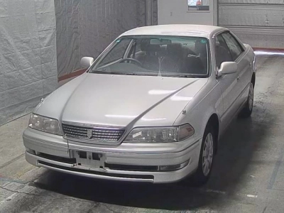 TOYOTA MARK II