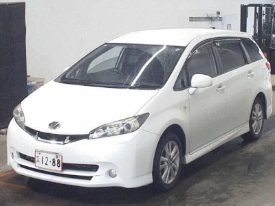 TOYOTA WISH