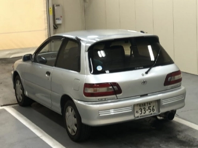 TOYOTA STARLET