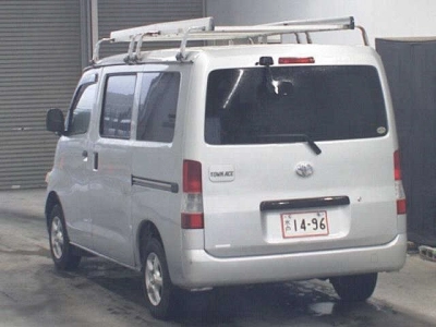 TOYOTA TOWN ACE VAN