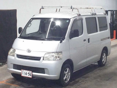 TOYOTA TOWN ACE VAN