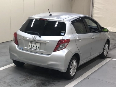 TOYOTA VITZ