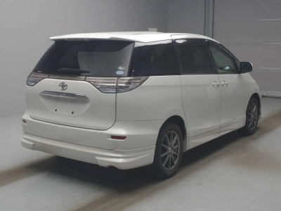 TOYOTA ESTIMA HYBRID