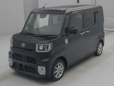 TOYOTA PIXIS MEGA