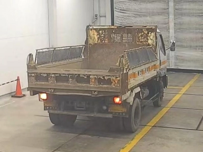 MITSUBISHI FUSO FIGHTER MIGNON