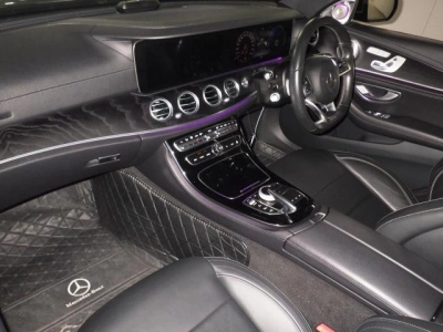 MERCEDES BENZ E CLASS