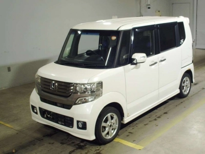HONDA N BOX CUSTOM