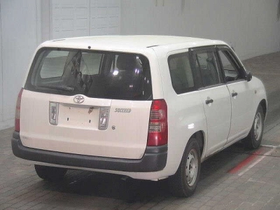 TOYOTA SUCCEED VAN