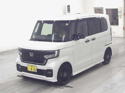 HONDA N BOX CUSTOM