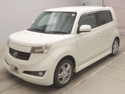 TOYOTA BB